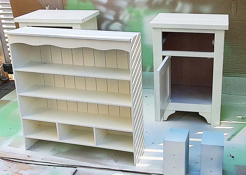 שידות בצביעה בצבע לבן